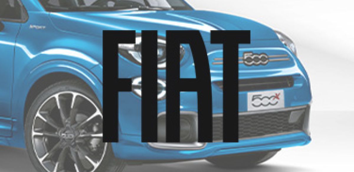 Fiat 500X TOP in Italia Blue with Fiat logo