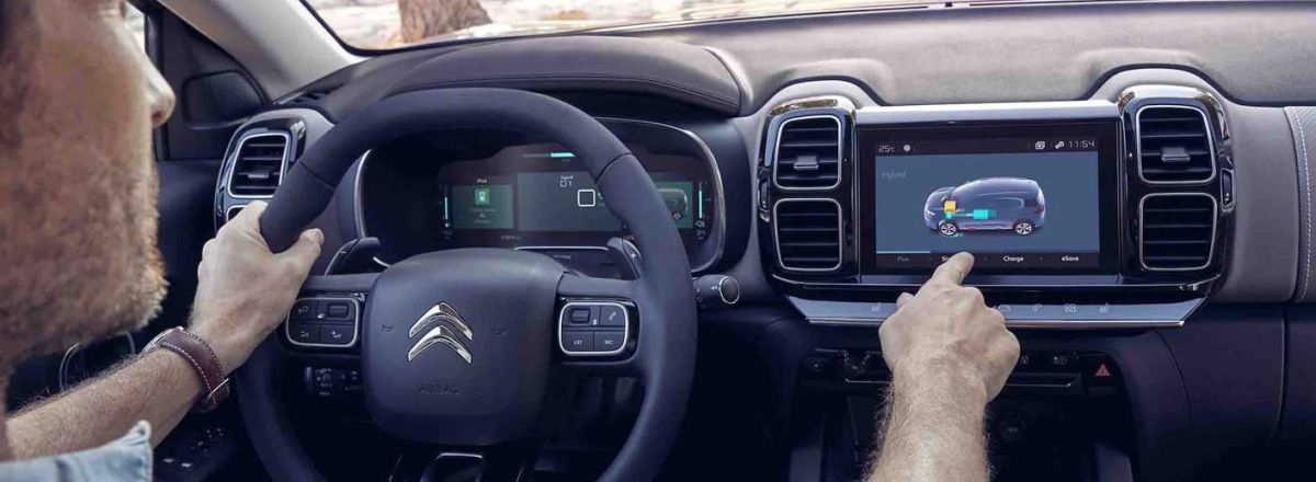 interior-view-of-citroen-hybrid