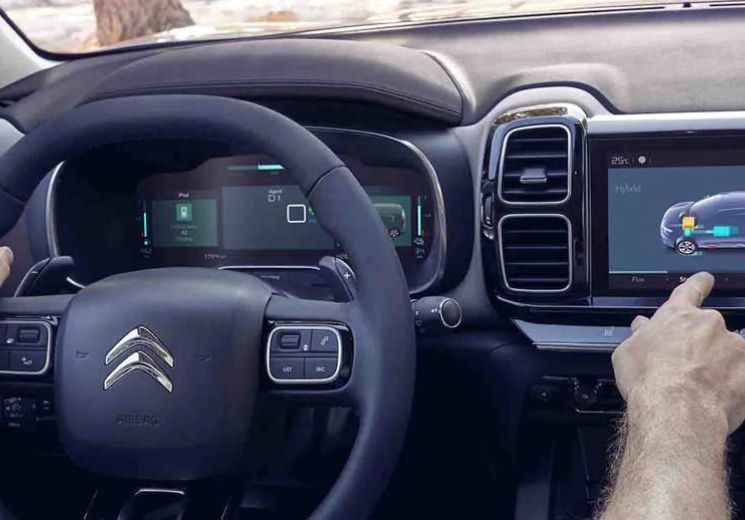 interior-view-of-citroen-hybrid